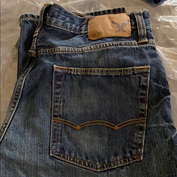 American Eagle 🦅 boys jeans like new - Picture 1 of 4